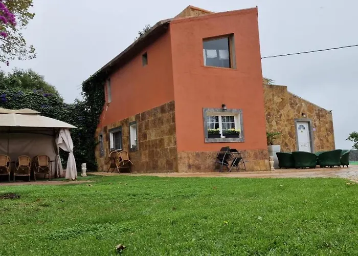 De La Paz *